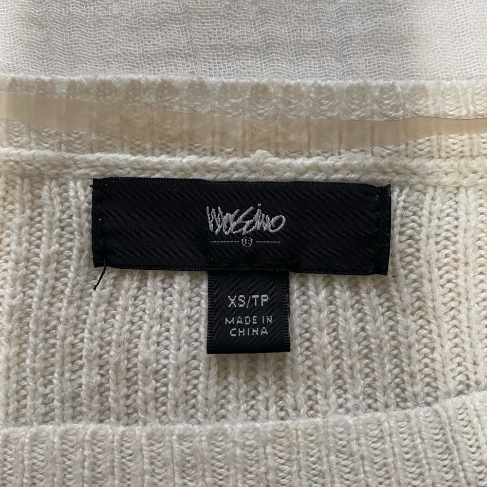Off-White Sweater - Picture 3 of 3